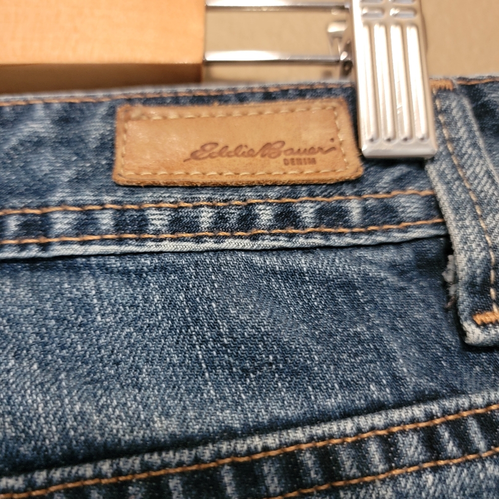 Eddie Bauer Womans Boot Cut Jeans Mid-Rise Size 10 - Picture 5 of 5